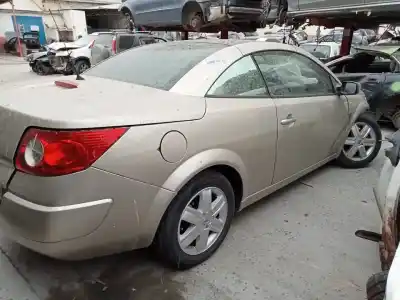 Утилизация автомобиля RENAULT MEGANE II COUPE Authentique года 2005 питание F9QB8