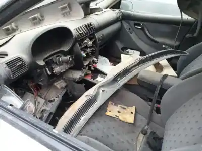 Veículo de Sucata seat toledo (1m2) select do ano 1999 alimentado ahf