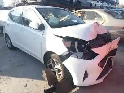 Véhicule à la ferraille hyundai i10 basis de l'année 2022 alimenté g3ld