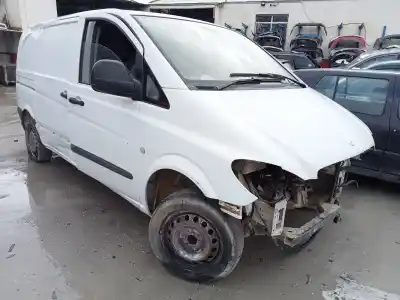 Veículo de Sucata MERCEDES-BENZ VITO (W639) BASIC, COMBI 109 CDI Compacto (639.601) do ano 2006 alimentado 646983