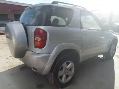 Veículo de Sucata toyota rav 4 (a2) 2.0 d-4d executive 4x4 (2003->) do ano 2005 alimentado 1cdftv