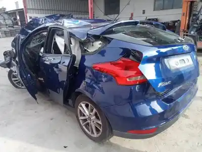 Veículo de Sucata ford focus lim. business do ano 2015 alimentado t1da