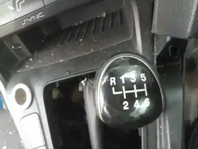 Veículo de Sucata ford focus lim. business do ano 2015 alimentado t1da