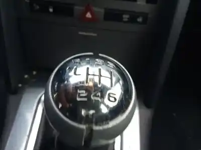 Veículo de Sucata peugeot 407 sw st confort do ano 2004 alimentado rhr