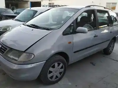 Sloopvoertuig SEAT ALHAMBRA (7V8) Gran Via van het jaar 1998 aangedreven AFN