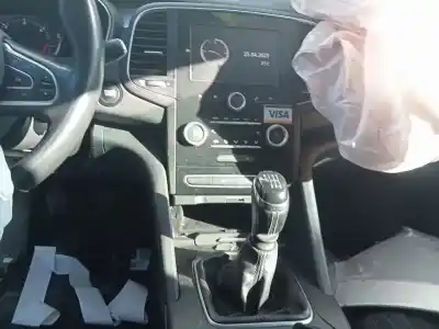 Здавання транспортного засобу renault talisman icon року 2018 потужний r9me4