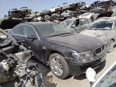 Veículo de Sucata bmw serie 7 (e65/e66) 745i do ano 2001 alimentado n62b44a