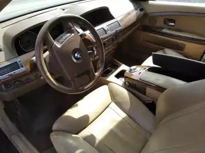Veículo de Sucata bmw serie 7 (e65/e66) 745i do ano 2001 alimentado n62b44a
