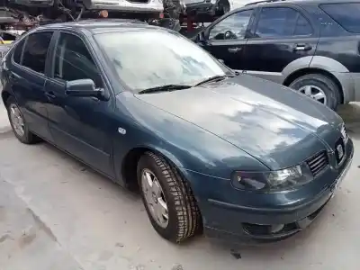 Veículo de Sucata seat leon (1m1) signo do ano 2001 alimentado azd