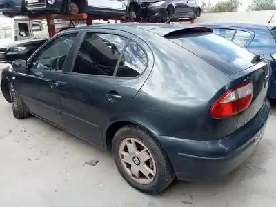 Veículo de Sucata seat leon (1m1) signo do ano 2001 alimentado azd