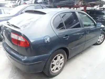 Veículo de Sucata seat leon (1m1) signo do ano 2001 alimentado azd
