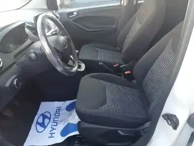 Veículo de Sucata ford ka+ black / white do ano 2019 alimentado bike