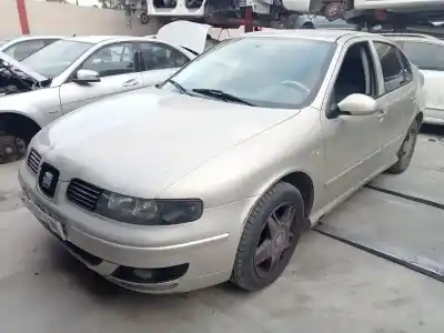 Veículo de Sucata seat toledo (1m2) executive do ano 2003 alimentado apg