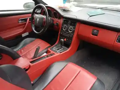 Veículo de Sucata mercedes                                           clase slk (w170) roadster                                                                                                                                                                                                                                  230 compressor (170.447) 193 cv / 142 kw                                                                                                                                                                                                                   do ano 2001 alimentado 111