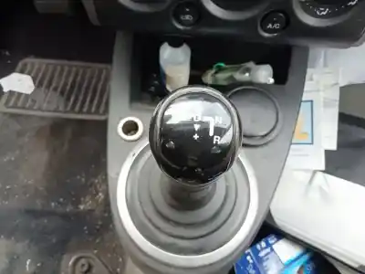 Sloopvoertuig ford fusion (cbk) ambiente van het jaar 2003 aangedreven fxja