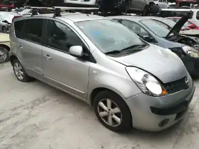 Sloopvoertuig nissan note (e11e) acenta van het jaar 2006 aangedreven k9k