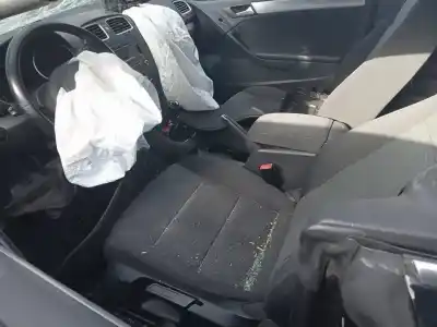 Veículo de Sucata volkswagen golf vi cabriolet (517) advance do ano 2011 alimentado cbzb