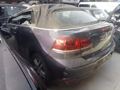 Veículo de Sucata volkswagen golf vi cabriolet (517) advance do ano 2011 alimentado cbzb