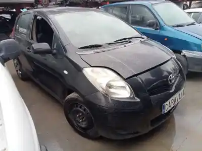 Véhicule à la ferraille toyota yaris (ksp9/scp9/nlp9) básico de l'année 2009 alimenté 1nd