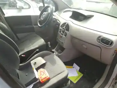 Veículo de Sucata renault modus confort dynamique do ano 2005 alimentado k9kj7