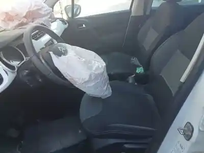 Veicolo di demolizione citroen c3 selection dell'anno 2011 alimentato 9hp