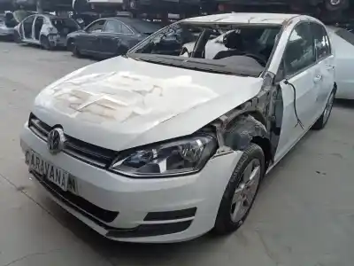 Veículo de Sucata volkswagen golf vii lim. business bluemotion tech. do ano 2017 alimentado cxxb