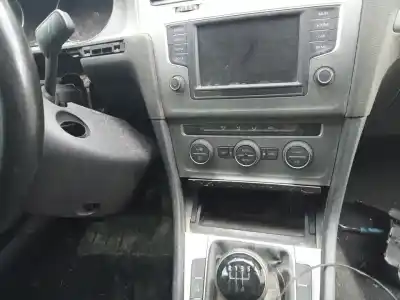 Veículo de Sucata volkswagen golf vii lim. business bluemotion tech. do ano 2017 alimentado cxxb