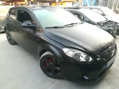 Veículo de Sucata kia cee´d emotion do ano 2008 alimentado d4ea