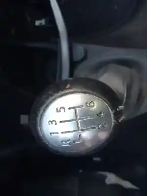 Veículo de Sucata dacia duster ambiance 4x2 do ano 2014 alimentado k9kr8