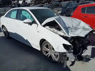 Утилизация автомобиля audi a3 sedán (8vm) 30 tdi s line года 2019 питание dgt