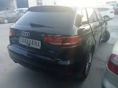 Veículo de Sucata audi a3 sportback (8vf) basic do ano 2017 alimentado crlb