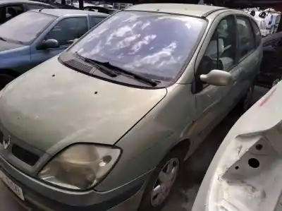Verschrottungsfahrzeug renault scénic i monospace (ja0/1_, fa0_) 1.9 dti (ja1u) des jahres 2001 angetrieben f9qq7