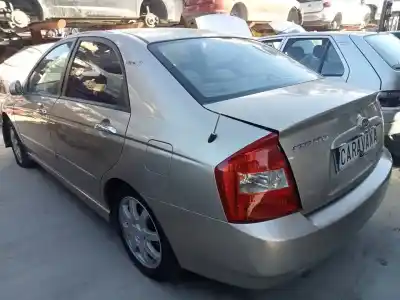 Veículo de Sucata kia cerato 2.0 ex crdi berlina do ano 2005 alimentado d4ea