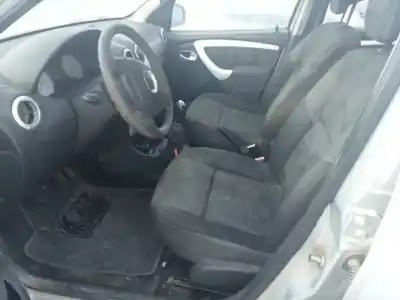 Veicolo di demolizione dacia sandero ambiance dell'anno 2009 alimentato k9kk7