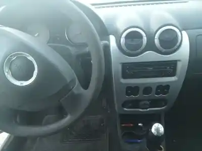Veicolo di demolizione dacia sandero ambiance dell'anno 2009 alimentato k9kk7