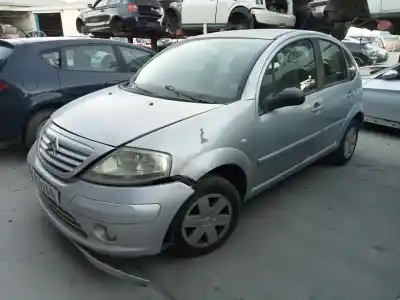 Sloopvoertuig citroen c3 pluriel 1.4 van het jaar 2002 aangedreven kfv