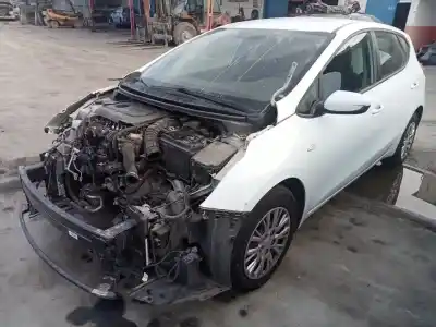 Véhicule à la ferraille KIA CEE´D Business de l'année 2016 alimenté D4FC