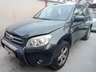 Scrapping Vehicle toyota rav 4 (a3) luna of the year 2006 powered 2ad