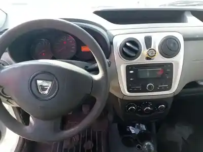 Veículo de Sucata dacia dokker essential do ano 2013 alimentado k9kc6