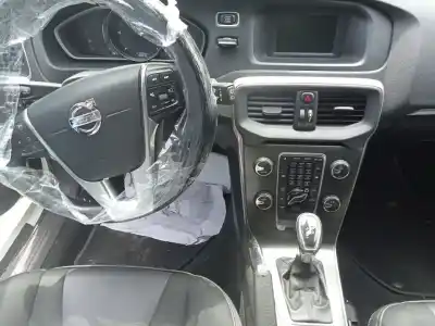 Hurda Aracı volvo v40 momentum yılın 2012 güçlü d5204t6