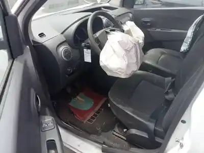 Здавання транспортного засобу dacia dokker stepway року 2015 потужний k9ke6