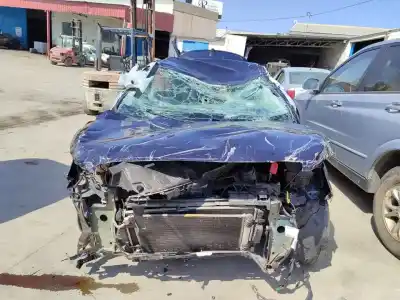 Veicolo di demolizione PEUGEOT 308 Active dell'anno 2018 alimentato HN05