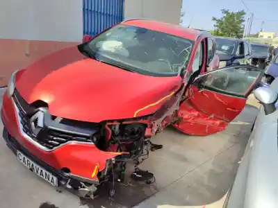 Veículo de Sucata renault kadjar experience do ano 2016 alimentado r9me4