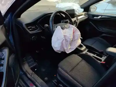 Scrapping Vehicle ford focus st-line of the year 2020 powered ztda