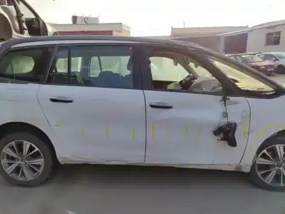 Здавання транспортного засобу citroen c4 picasso exclusive року 2013 потужний 9h05