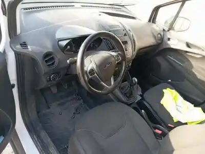 Veicolo di demolizione ford transit courier limited dell'anno 2019 alimentato xwcb