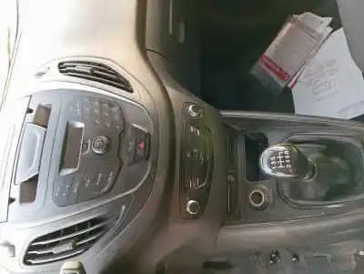 Veicolo di demolizione ford transit courier limited dell'anno 2019 alimentato xwcb