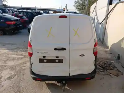 Veicolo di demolizione ford transit courier limited dell'anno 2019 alimentato xwcb