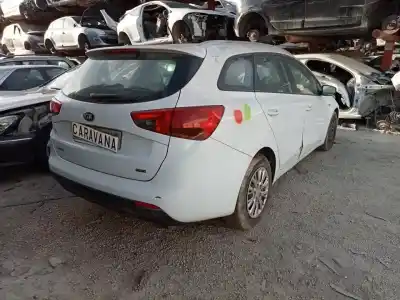 Veicolo di demolizione KIA CEED Business 110 CV / 81 KW dell'anno 2013 alimentato D4FB