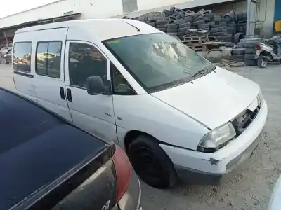Scrapping Vehicle citroen jumpy 2.0 hdi sx caja cerrada acristalda (80kw) of the year 2002 powered rhz